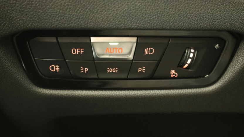 BMW Seria 3 318i M Sport aut