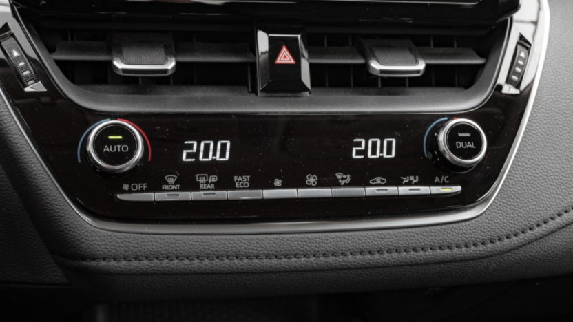 TOYOTA Corolla Corolla 1.5 Comfort