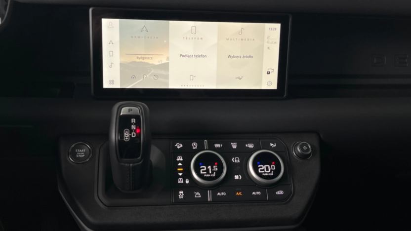LAND ROVER Defender Defender 110 3.0 D250 mHEV X-Dynamic SE