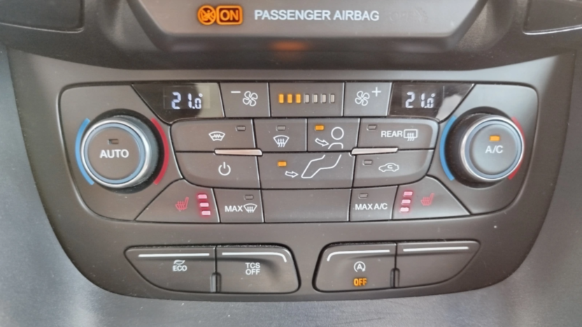 FORD Tourneo Connect Gr. Tourneo Connect 1.5 EcoBlue Titanium PowerShift