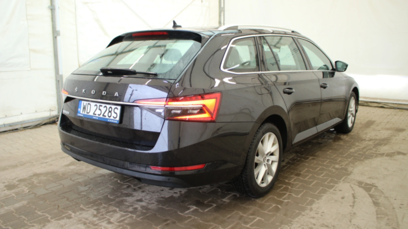 SKODA Superb Superb 2.0 TDI SCR Ambition DSG