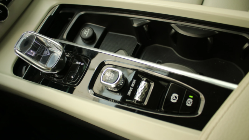VOLVO XC60 XC60 B5 B AWD Inscription aut
