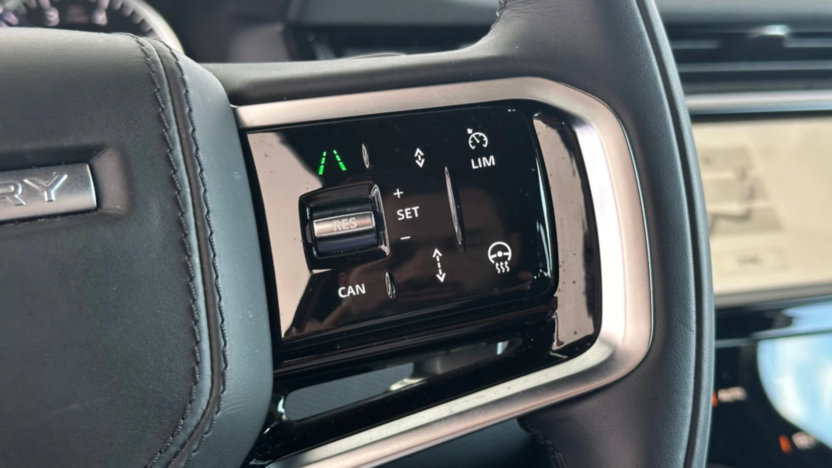 LAND ROVER Discovery Sport Discovery Sport 2.0 P250 mHEV R-Dynamic SE aut