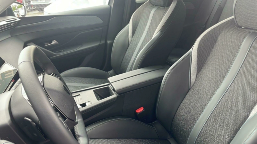 PEUGEOT 308 308 1.2 PureTech Allure Pack S&S EAT8 Nowy