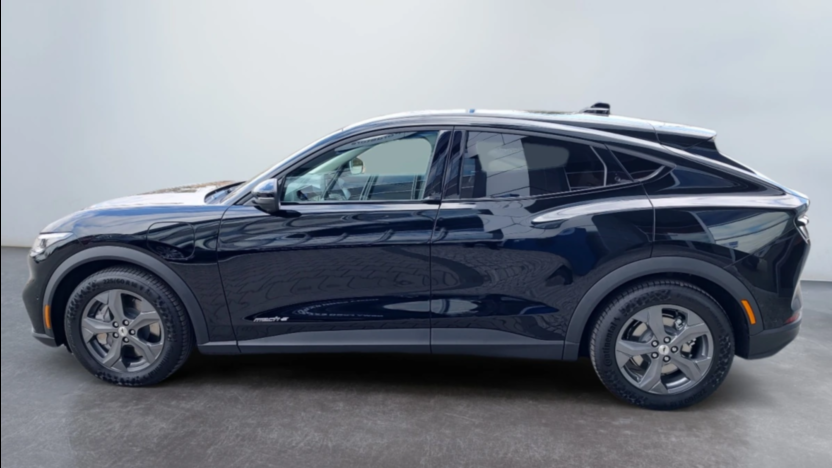 FORD Mustang Mach-E Mustang Mach-E 75kWh AWD Premium Nowy