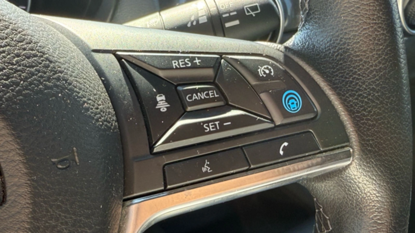 NISSAN Juke Juke 1.0 DIG-T N-Connecta