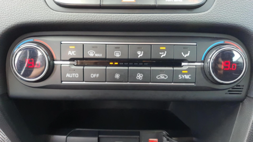 KIA Cee'd Ceed 1.5 T-GDI M