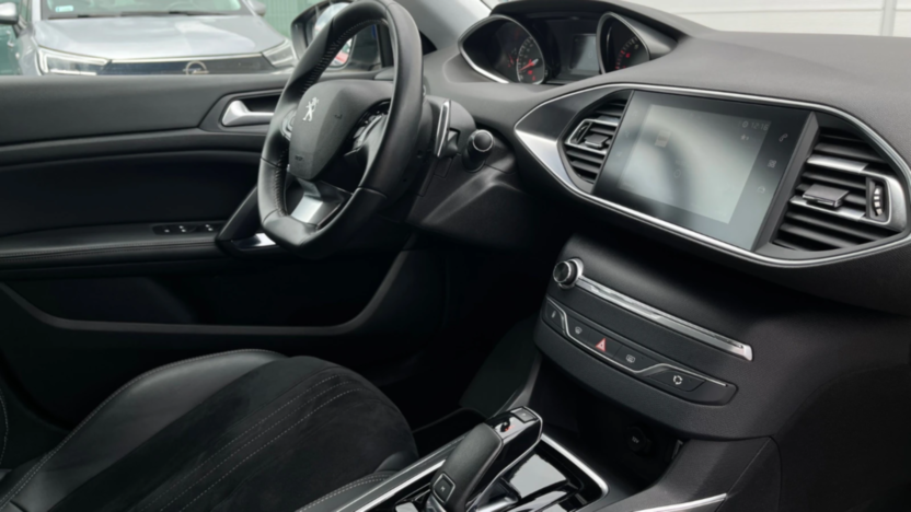 PEUGEOT 308 308 1.2 PureTech GPF Allure S&S EAT8