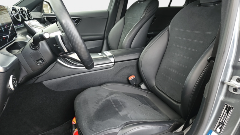 MERCEDES-BENZ C Klasa C 220 d mHEV 4-Matic AMG