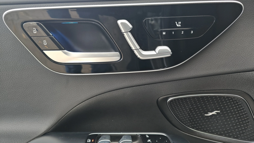 MERCEDES-BENZ C Klasa C 220 d mHEV 4-Matic AMG