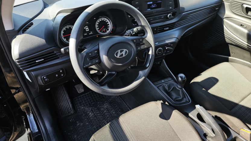 HYUNDAI i20 i20 1.2 Pure