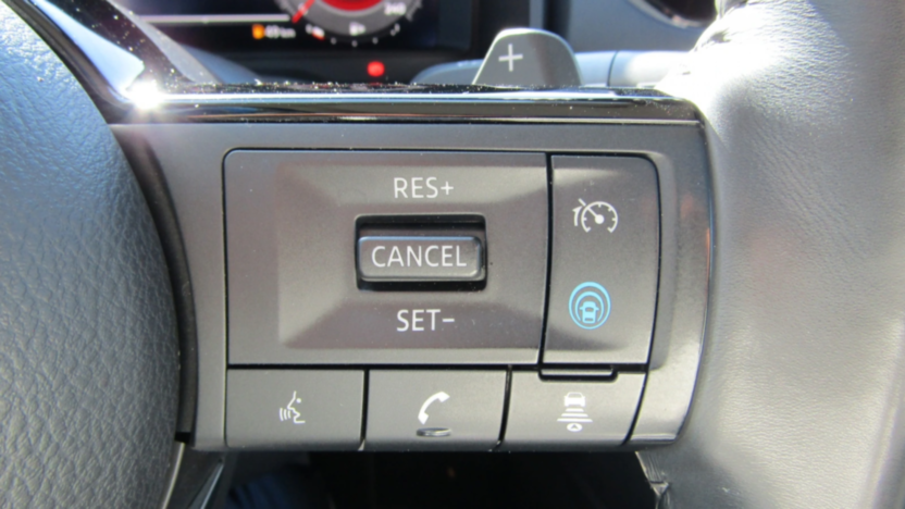 NISSAN Qashqai Qashqai 1.3 DIG-T mHEV Premiere Edition Xtronic