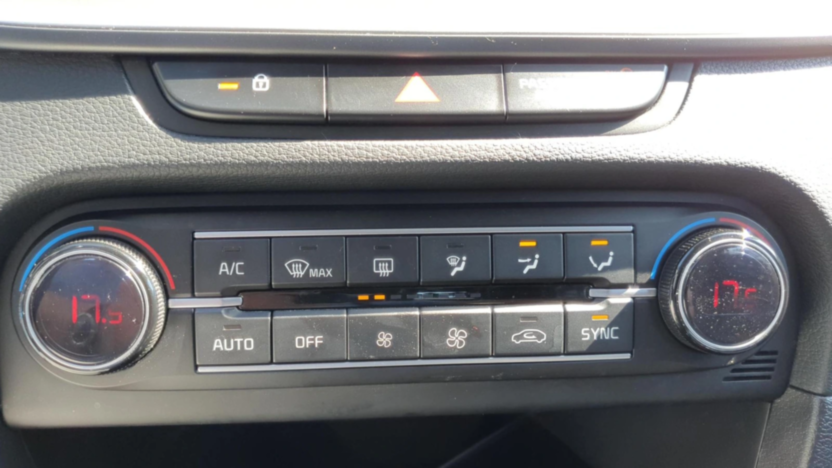 KIA Cee'd Ceed 1.5 T-GDI M