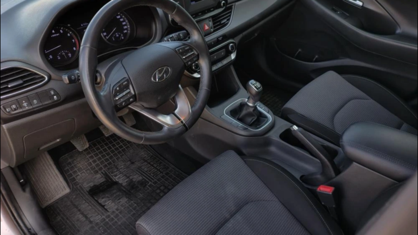 HYUNDAI i30 i30 1.5 DPI Modern