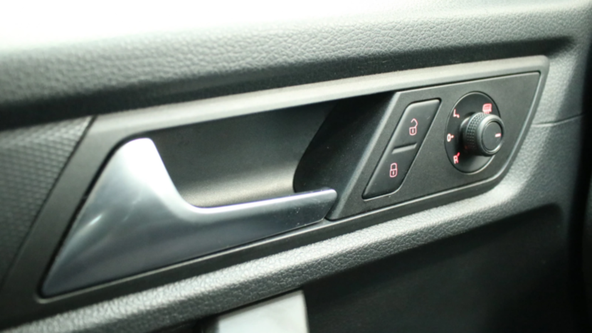 VOLKSWAGEN Caddy osobowy Caddy 1.0 TSI Trendline