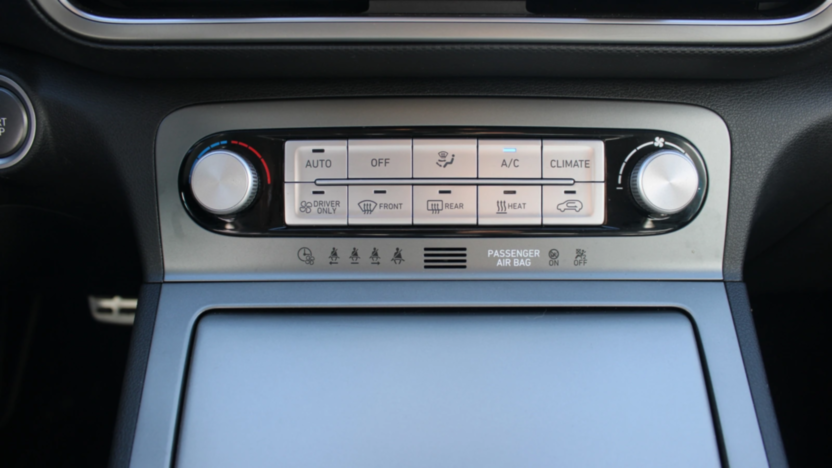 HYUNDAI Kona Kona Electric 64kWh Modern