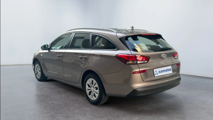 HYUNDAI i30 i30 1.6 D Classic +