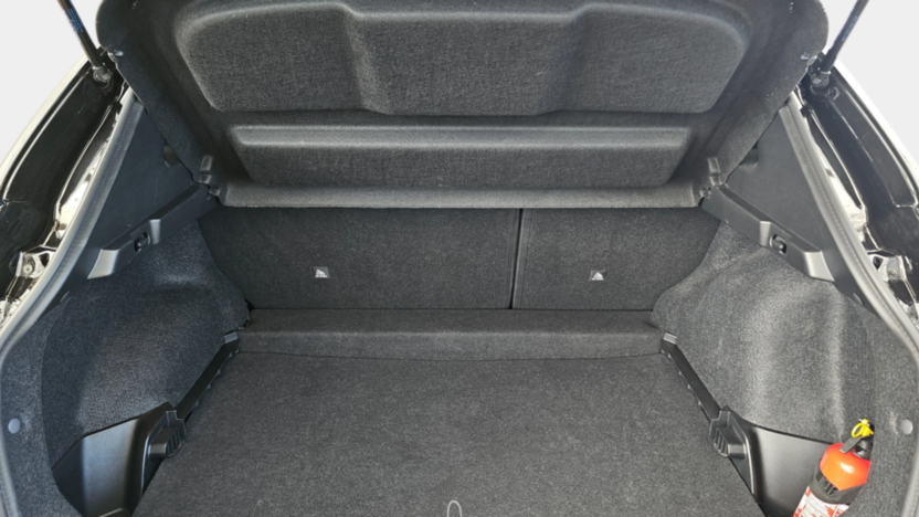 NISSAN Qashqai Qashqai 1.3 DIG-T N-Connecta DCT