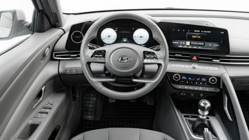 HYUNDAI Elantra Elantra 1.6 Executive
