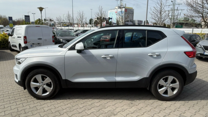 VOLVO XC40 XC40 T3 Momentum Core aut