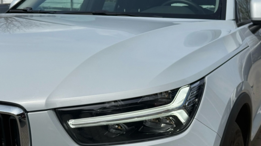 VOLVO XC40 XC40 T3 Momentum Core aut