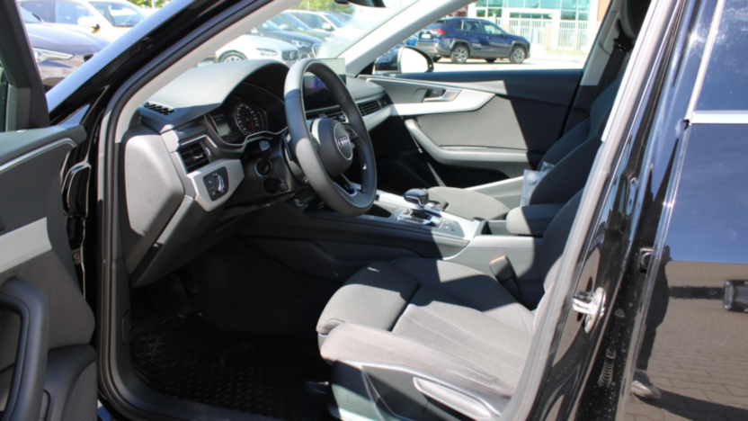 AUDI A4 A4 35 TFSI mHEV S tronic