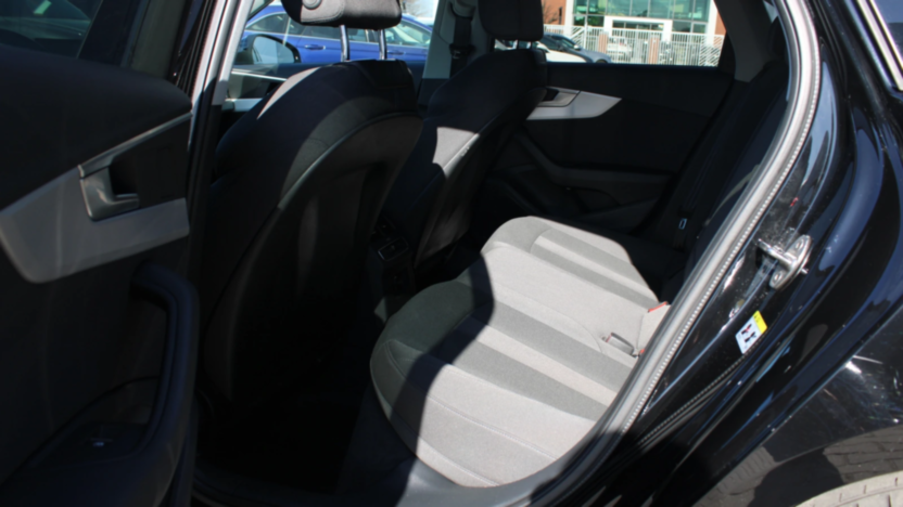 AUDI A4 A4 35 TFSI mHEV S tronic