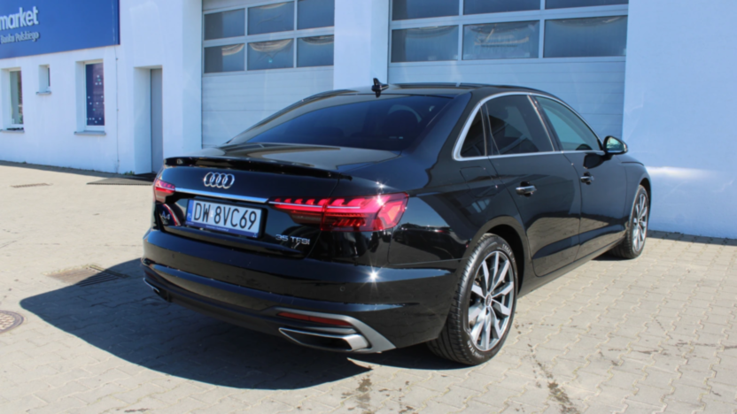 AUDI A4 A4 35 TFSI mHEV S tronic
