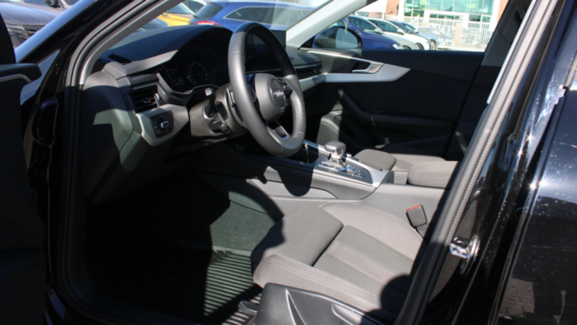 AUDI A4 A4 35 TFSI mHEV S tronic