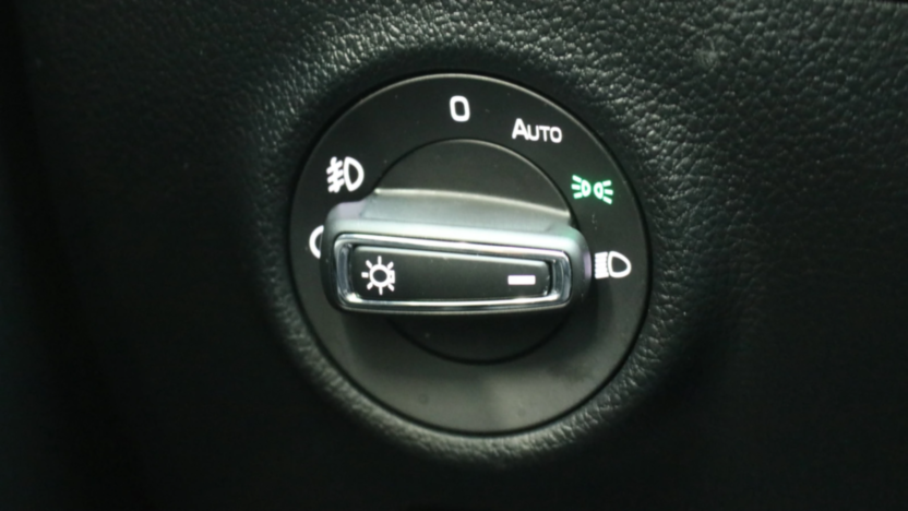 SKODA Superb Superb 2.0 TDI SCR Ambition DSG