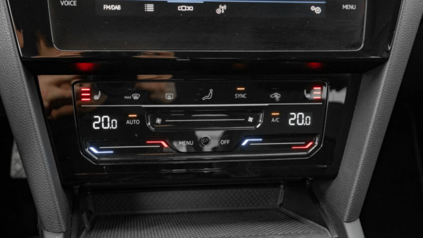 VOLKSWAGEN Passat Passat 2.0 TDI Elegance DSG