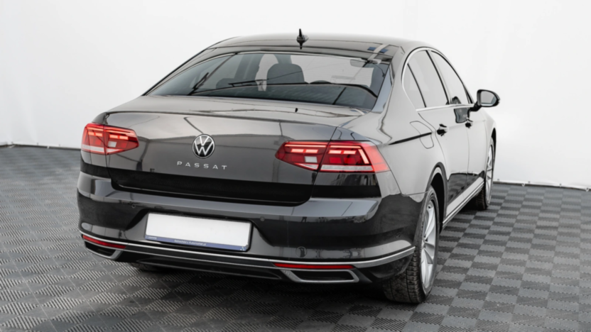 VOLKSWAGEN Passat Passat 2.0 TDI Elegance DSG