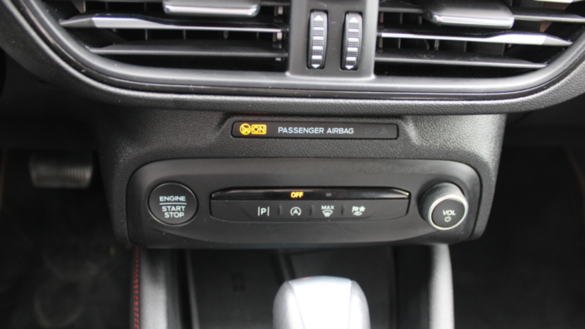 FORD Focus Focus 1.0 EcoBoost mHEV ST-Line X aut