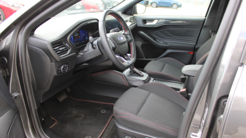 FORD Focus Focus 1.0 EcoBoost mHEV ST-Line X aut