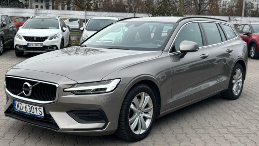 VOLVO V60 V60 B4 D Momentum Pro aut