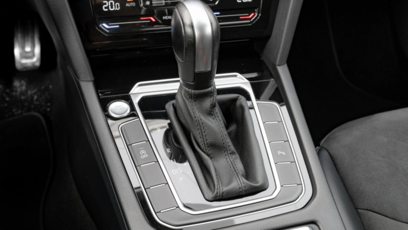 VOLKSWAGEN Arteon Arteon 2.0 TSI Elegance DSG
