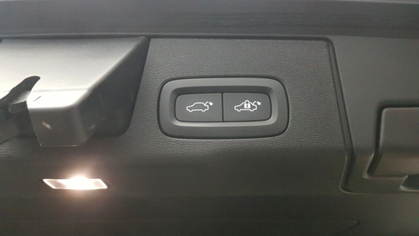 VOLVO XC60 XC60 B5 B AWD Inscription aut