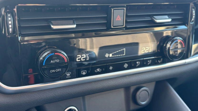 NISSAN Qashqai Qashqai 1.3 DIG-T mHEV N-Connecta
