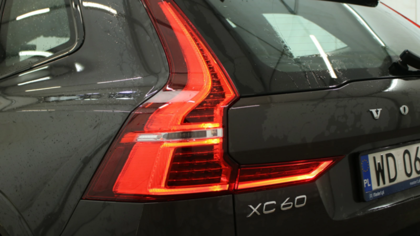 VOLVO XC60 XC60 B4 D AWD Plus Dark aut