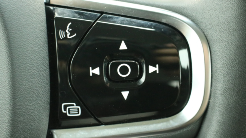 VOLVO XC60 XC60 B4 D AWD Plus Dark aut