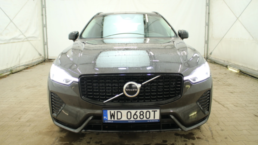 VOLVO XC60 XC60 B4 D AWD Plus Dark aut