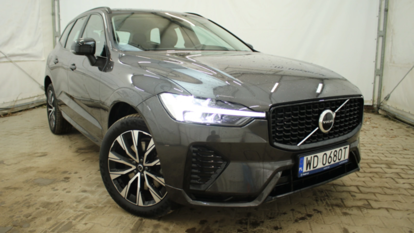 VOLVO XC60 XC60 B4 D AWD Plus Dark aut