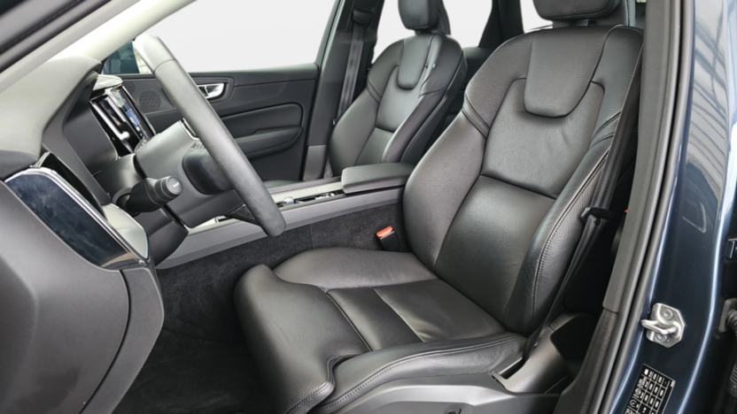 VOLVO XC60 XC60 B4 B Inscription aut