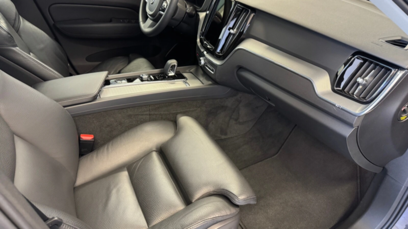 VOLVO XC60 XC60 B4 B Plus Bright aut