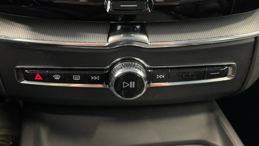 VOLVO XC60 XC60 B4 B Plus Bright aut