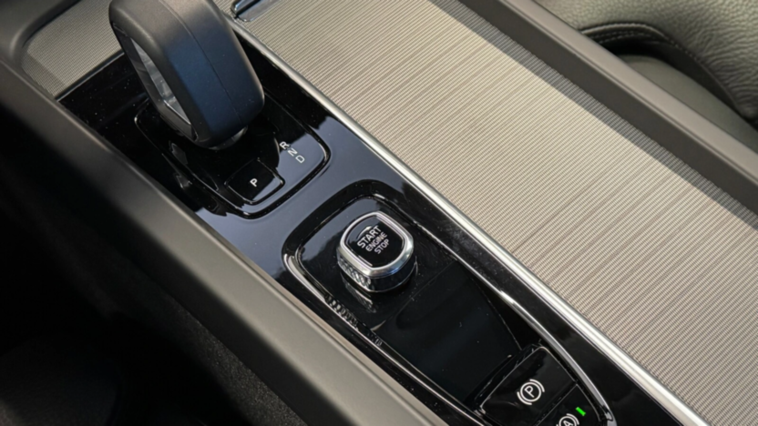 VOLVO XC60 XC60 B4 B Plus Bright aut