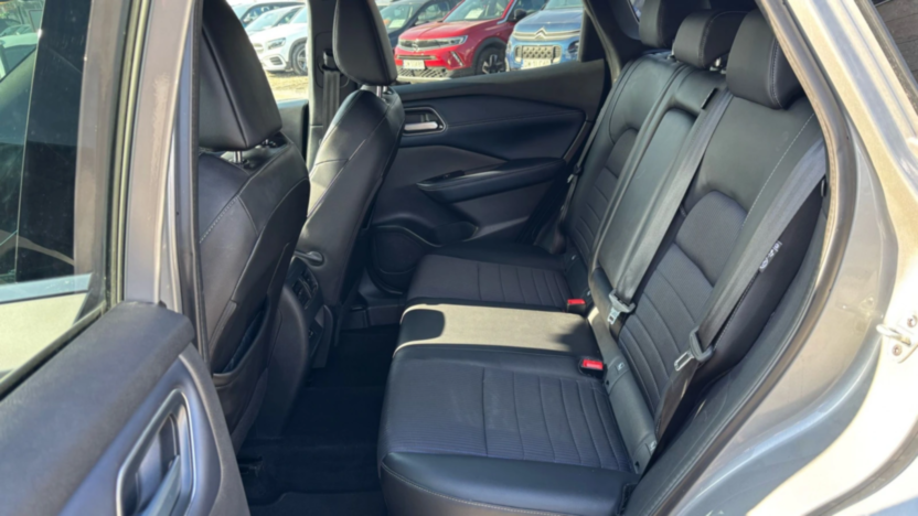 NISSAN Qashqai Qashqai 1.3 DIG-T mHEV Tekna