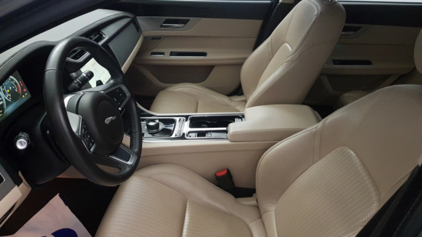 JAGUAR XF XF 2.0 T AWD Prestige