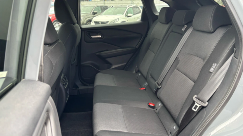 NISSAN Qashqai Qashqai 1.3 DIG-T mHEV N-Connecta