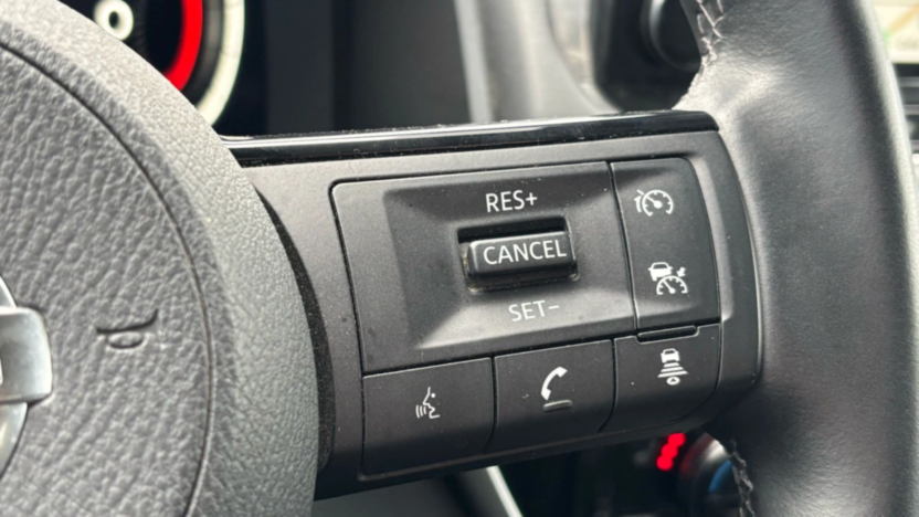 NISSAN Qashqai Qashqai 1.3 DIG-T mHEV N-Connecta